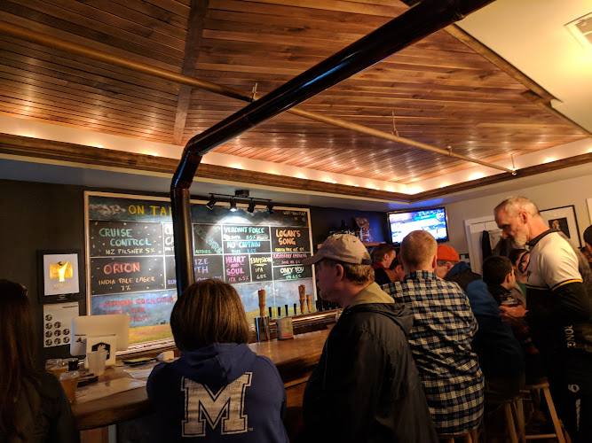 Crooked Run Fermentation Brewery in Leesburg Virginia