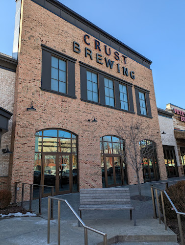 Crust Brewing restaurants in Rosemont Illinois