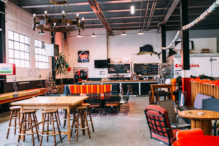 Deluxe Brewing Company Brewery in Albany Oregon