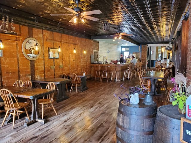 Descendants Brewing Company at the Old Ship Inn restaurants in Milford New Jersey