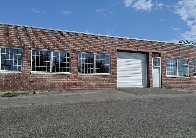 Discovery Lab Building (Iron Horse Brewery) Brewery in