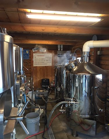 Dog and pony brewing Brewery in Cashmere Washington