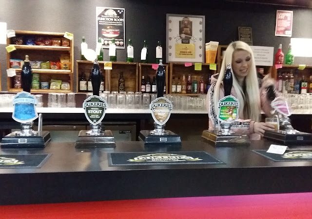 Dukeries Live @ Dukeries Brewery Tap bars in Worksop
