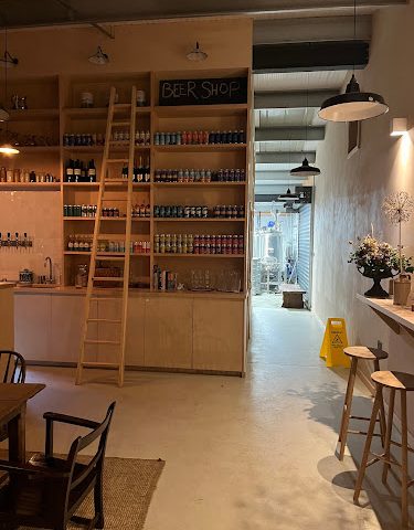 Dummer Down Brewery and Tap Room Brewery in Basingstoke