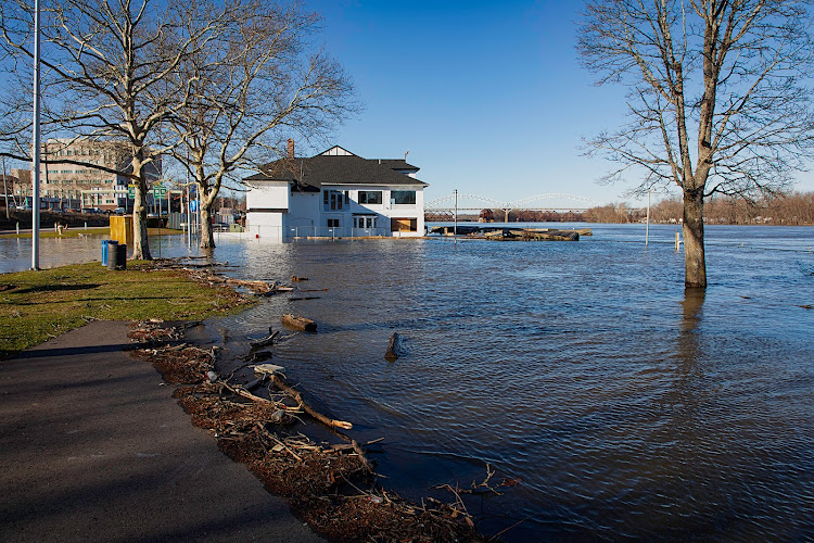 Eli Cannons Brewing Collective Brewery in Middletown Connecticut