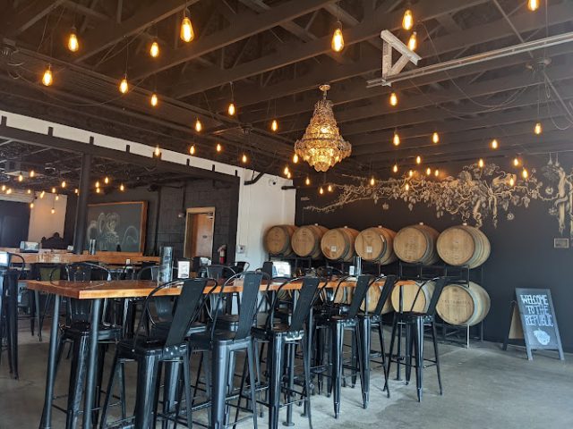 Emerald Republic Brewing Brewery in Pensacola Florida