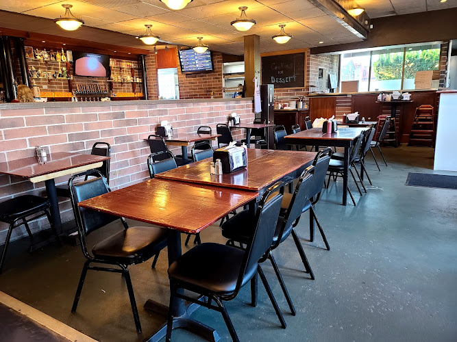 Faklandia Brewpub restaurants in St Francis Wisconsin