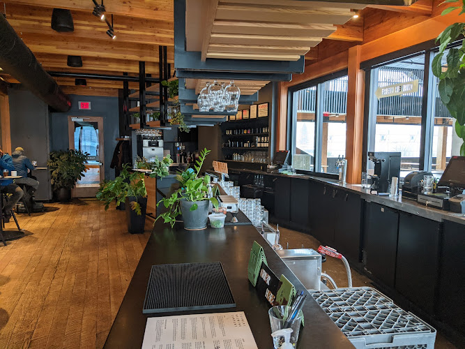 Ferment Brewing Company restaurants in Hood River Oregon