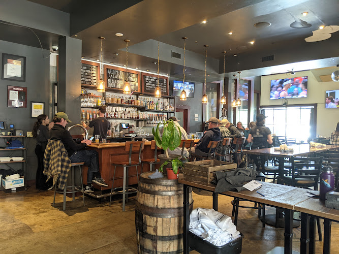 Fiftyfifty Brewing Co Brewery in Truckee California