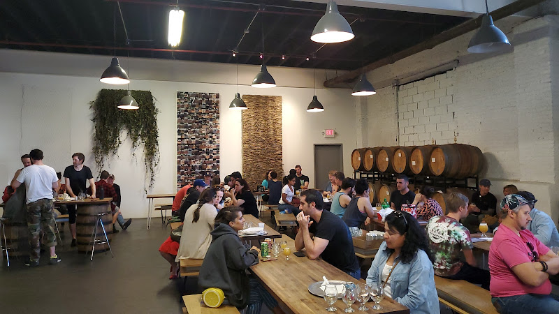 Finback Brewery Brewery in Glendale New York