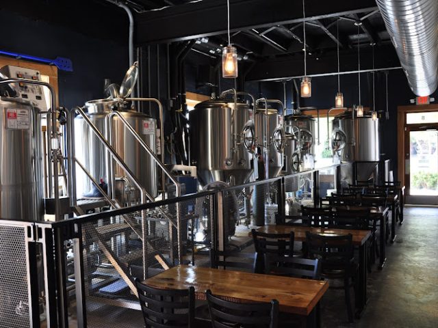 Fishtowne Brew House Brewery in Beaufort North Carolina