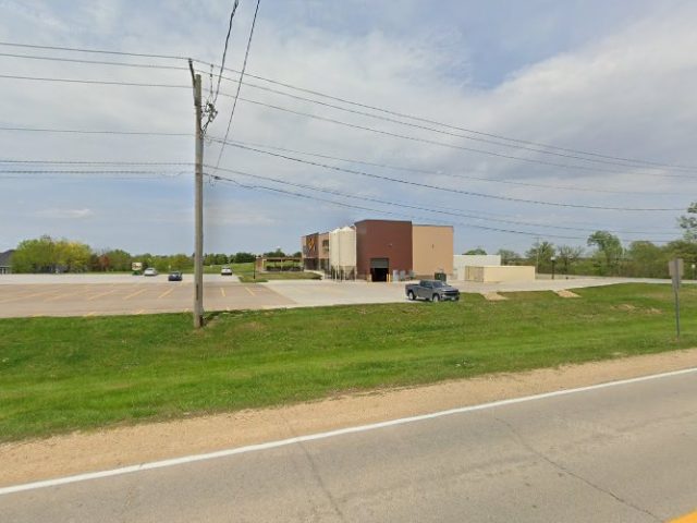 Five Cities Brewing Production Brewery in Le Claire Iowa