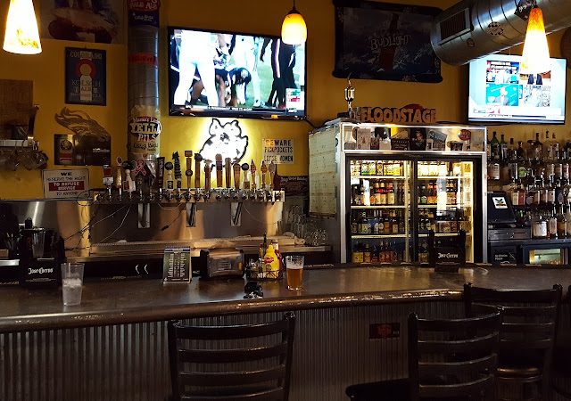 Floodstage Ale Works bars in Brighton Colorado