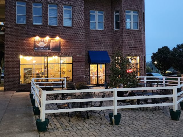 Flytes Brewhouse Brewery in Pleasant View Tennessee