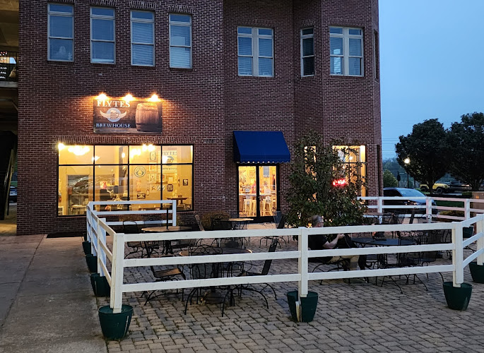 Flytes Brewhouse Brewery in Pleasant View Tennessee