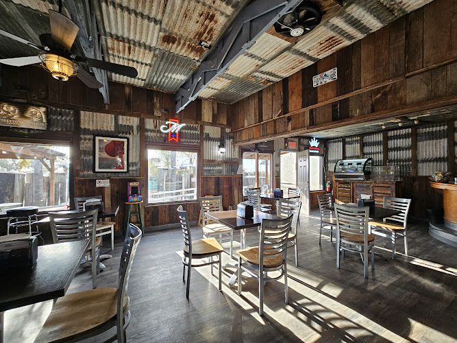 Foghorn Brew House restaurants in Morro Bay California