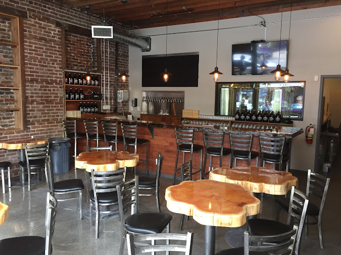 Four Generals Brewing Brewery in Renton Washington