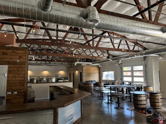 Fox Republic Brewing Co. Brewery in Yorkville Illinois