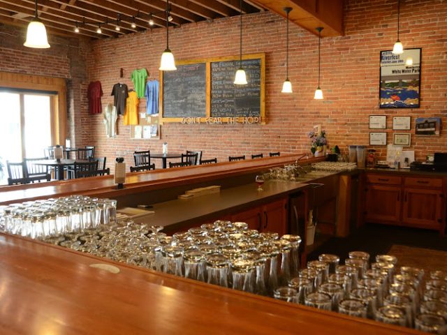 Franklin Street Brewing Company Brewery in Manchester Iowa