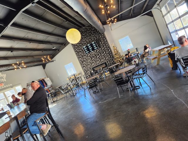 Frothy Moon Brewhouse Brewery in Williamsburg Virginia