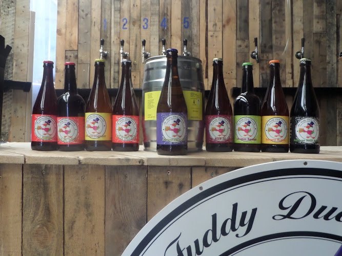 Fuddy Duck Bar restaurants in Boston