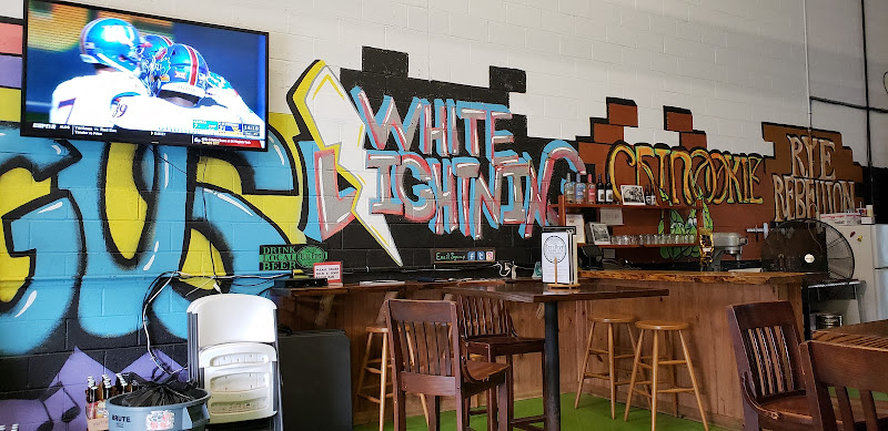 Full Pint Beer Brewery in