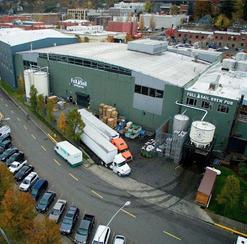 Full Sail Loading Dock Brewery in Hood River Oregon