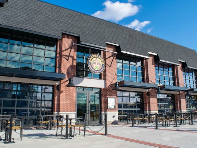 Garvies Point Brewery & Restaurant Brewery in Glen Cove New York