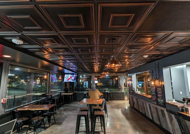 Gilman Brewing Santa Cruz Taproom Brewpub Gastropub Restaurant Brewery in Santa Cruz California