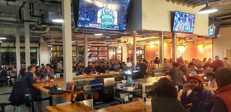 Golden Road Brewing Huntington Beach Brewery in Huntington Beach California