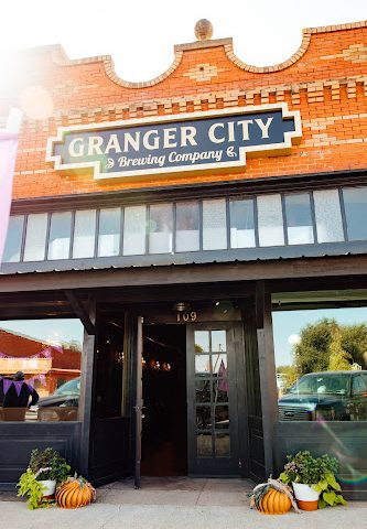 Granger City Brewing Company bars in Granger Texas