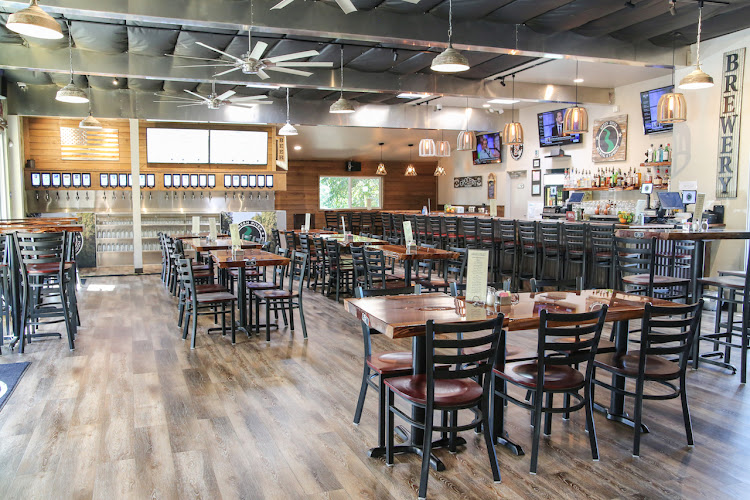 Green River Brewing & Taproom restaurants in Winters California