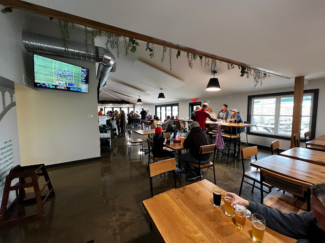 Green Valley Brewing Co. restaurants in Hudson Ohio