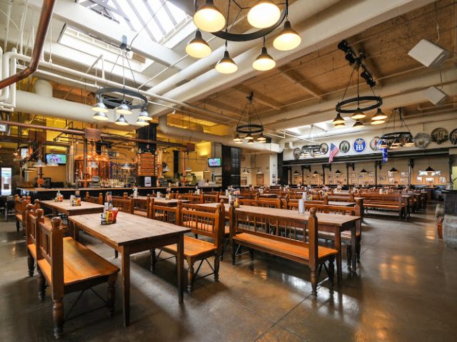 Hofbräuhaus - Newport German restaurant in Newport Kentucky