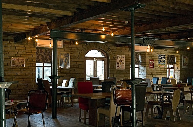 Hogs Head Brew House bars in Sowerby Bridge