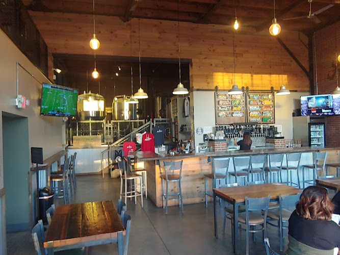 Hoodletown Brewing Co Brewery in Dover Ohio