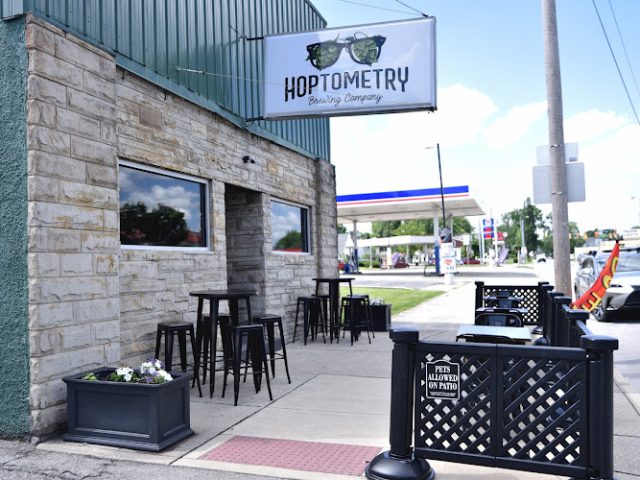 Hoptometry Brewing Company restaurants in Tiffin Ohio
