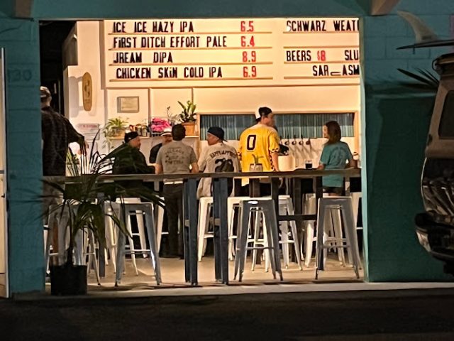 Howzit Brewing Brewery in Honolulu Hawaii