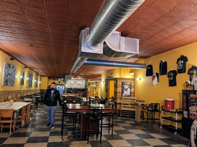 Hugger Mugger Brewing Company Brewery in Sanford North Carolina