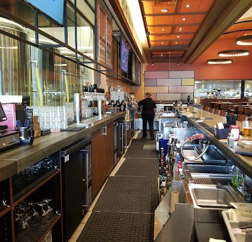 Iron Hill Brewery & Restaurant restaurants in Huntingdon Valley Pennsylvania