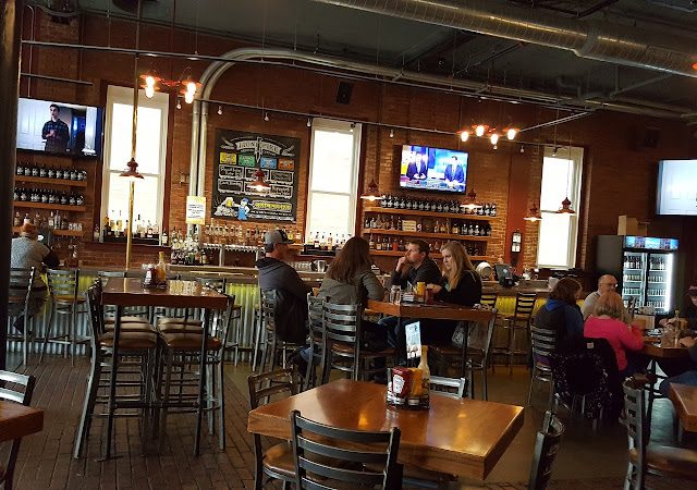 Iron Spike Brewing Company restaurants in Galesburg Illinois