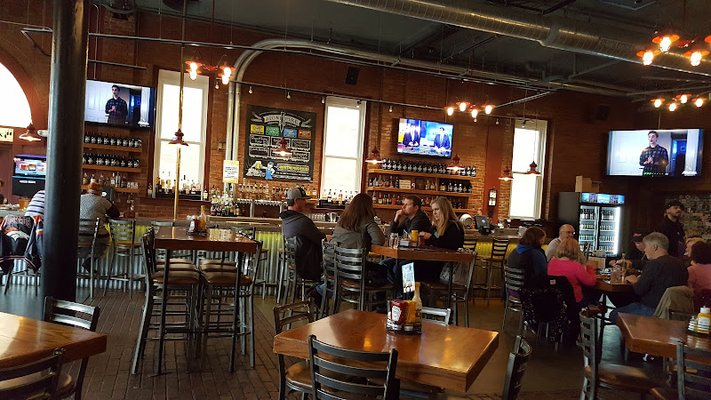 Iron Spike Brewing Company restaurants in Galesburg Illinois
