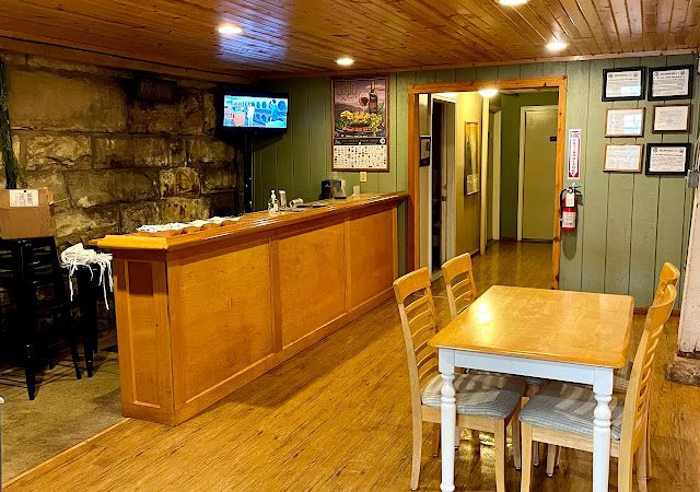 Jilbert Winery and Brewery Winery in Valley City Ohio