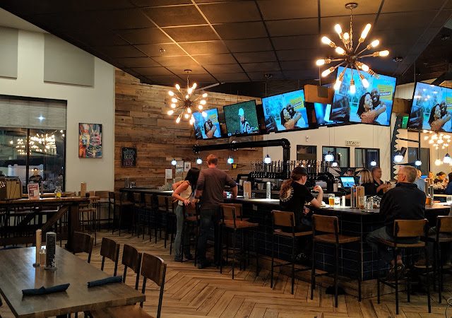 Latitude 42° Brewing Company Kalamazoo (Oshtemo) restaurants in Kalamazoo Michigan