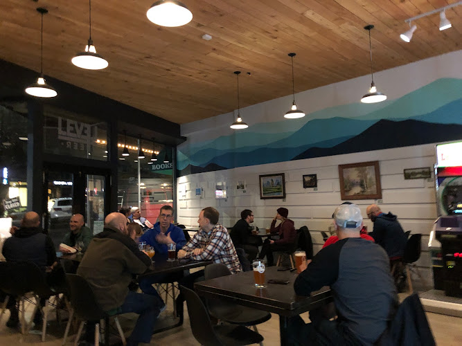 Level Beer: Level 2 Multnomah Village Brewery in Portland Oregon