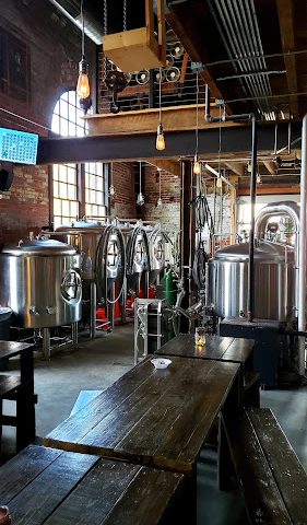 Loose Rail Brewing Brewery in Canal Winchester Ohio