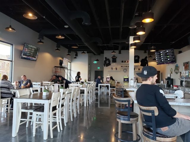 Loose Screw Beer Co. - McMillan Brewery in Meridian Idaho