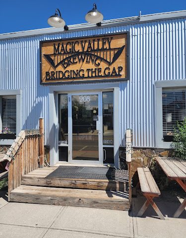 MAGIC VALLEY BREWING restaurants in Buhl Idaho