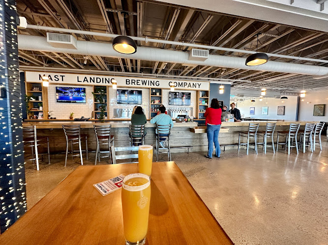 Mast Landing Brewing Company - Freeport Taproom Brewery in Freeport Maine