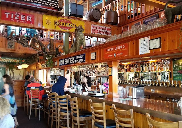 McMenamins Lighthouse Brewpub restaurants in Lincoln City Oregon